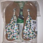 Sanuk NWT  Sandals Size 6! Photo 1