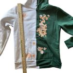Rue 21  Dragon Hoodie‎ Women's Medium Green White Pullover Graphic Kawaii Photo 6