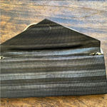 Giorgio Armani  leather clutch with magnetic closure. Interior: silk. Never worn. Photo 8