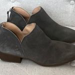 Kenneth Cole Reaction NEW grey suede booties. Size 10 Photo 0