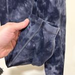 Lululemon  athletica Align High Rise Tie-Dye Leggings Blue, Black & Gray Size 6 Photo 2