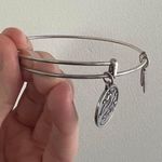 Wind & Fire Maid Of Honor  Bangle Bracelet Photo 4