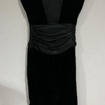 Womans Jennifer Moore Petites Black Velvet Size 2 Knee Length Low Back Dress Photo 0