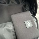 Alo Yoga Stow Backpack Black New With Tags 17.6L Photo 6