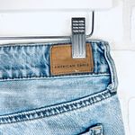 American Eagle  Tomgirl‎ Jeans Womens Size 6 Regular Ripped Distressed Light Wash Photo 9