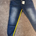 Zenana Outfitters Button Fly Dark Wash Raw Hem Skinny Jeans – Size 36 NWT Photo 5