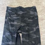 Athleta  Ultimate stash pocket camo shorts size small Photo 1