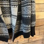 Cambridge Dry‎ Goods Black And White Cardigan Size Medium Photo 2