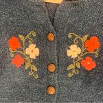 Cottagecore Flower Embroidered Blue Sweater size small Vintage Photo 3