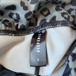 All Fenix Cheetah Print Athletic Womens Leggings Size Small Stripes Olive Gray Photo 46