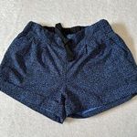 Lululemon Spring Break Away Short II Women Size 4 2.5" Inseam Blue Black Pockets Photo 0