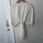 Flora Nikrooz •  • NWOT White Robe Lace Medium Photo 3