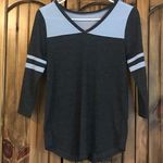 Arizona Jeans Juniors Arizona gray 3/4 sleeve shirt size S Photo 0