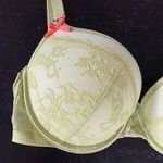 Victoria's Secret ✨ very sexy padded demi bra victoria secret lime✨ Photo 3