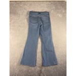 frame denim frame le crop mini boot 28 integrity wash Cropped Bootcut Jeans Photo 4