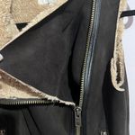 Hinge Faux Fur Vest Photo 4