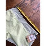 The North Face Summer Light 2.5" Shorts Astro Lime Mist Women’s Large NWT Photo 6