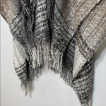 Cejon Beige Grey Tweed Blanket Poncho Wrap W/ Faux Leather Toggle One Size Gray Size undefined Photo 5