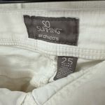 Chico's Chico’s Women’s 2.5 Short Cream Ankle Jeans Cropped Photo 1