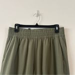 Vuori  Olive Green Wide Leg Pants Size L Photo 3