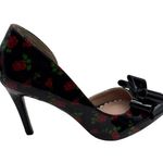 Betsey Johnson Size 6 Floral Pointed-Toe Heels W/ Bow Access Black/Red Photo 2