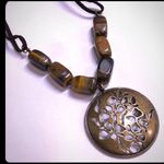 Avon Cats Eye Medallion Necklace Set Gold Photo 0