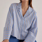 Selected Femme Button Photo 0