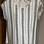 Hem & Thread NWT  soft summer top Photo 3