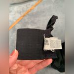 Lululemon  black sports bra 34DDD Photo 6