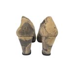 John Fluevog  Kendra Gray Beige Floral Leather Pointed Toe Slip On Pump Heels 8.5 Photo 2