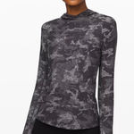 Lululemon  On Repeat Runderful Gray Camo Long Sleeve Top Size 8‎ EUC Photo 0
