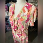 Danillo Boutique PINK FLORAL silky dress size 14 wave V Photo 3