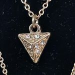 Gold tone triple strand rhinestone stone accent lariat necklace Photo 5