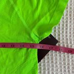 Zella neon green light weight active quick dry tee shirt NWT size small Photo 2