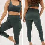 Everlane The Perform Ankle Legging Photo 0