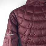 Columbia Omni-Heat Ladies M Down Filled Zip Front Jacket in Maroon Photo 5