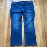 Old Navy WOW Mid Rise Bootcut Jean Medium Wash Sz 20 Regular Photo 5