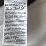 Old Navy T-Shirt with Gold 'Believe' Print size S Photo 4