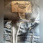 American Rag  Jean Jacket Denim Trucker Juniors Sz XL Med Wash Soft Lightweight Photo 3