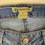 Democracy Girlfriend Embroidered Feather Distressed Women's Blue Jeans Size 6 Photo 3