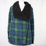 Jachs Girlfriend NWT green blue plaid Buffalo Sherpa jacket, size M Photo 2
