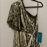 Mac Duggal NWT 93540 size 8 Gold Sequin Gown One Shoulder maxi dress Photo 6