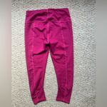 prAna  Magenta Cropped Leggings Size Medium Photo 11