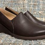 Hush Puppies Women's Fraulein Mariya Heeled Loafer in Dark Brown Shield Leather Photo 4