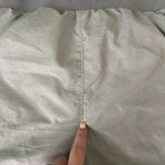 Under Armour Women’s  shorts‎ size small Photo 2