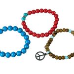 Set Of 3 Beaded Stretch Bracelets Red Blue & Natural Wood Beads Peace Sign Charm Photo 0