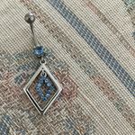 Belly button dangler Photo 0