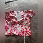 ASTR  The Label Floral Silky Short Sleeve Dressy Casual Women’s Blouse Sz M EUC Photo 6