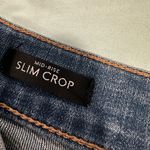 White House | Black Market NWOT WH BM Sz: 6 Mid-Rise Everyday Soft Denim Embroidered and gold beaded Hem Photo 9