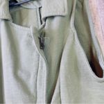 True Craft Large Army Green Slant Zippered Front Vest with Zippered Pockets Photo 6